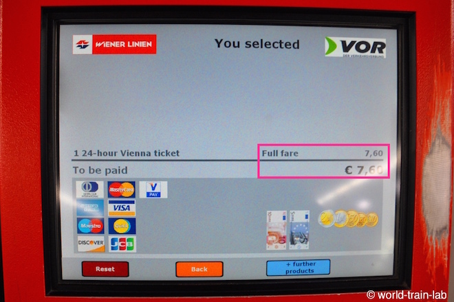 紙幣・コイン・クレジットカードで運賃を支払う