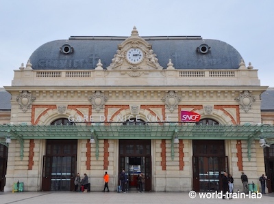 ニース・ヴィル駅