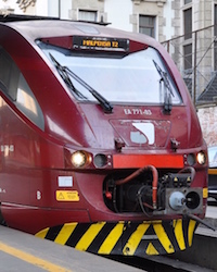 発車を待つ マルペンサ エクスプレス