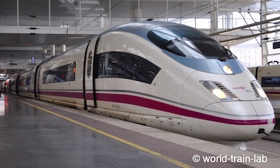 新幹線 : AVE