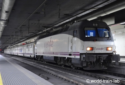 特急 : Talgo